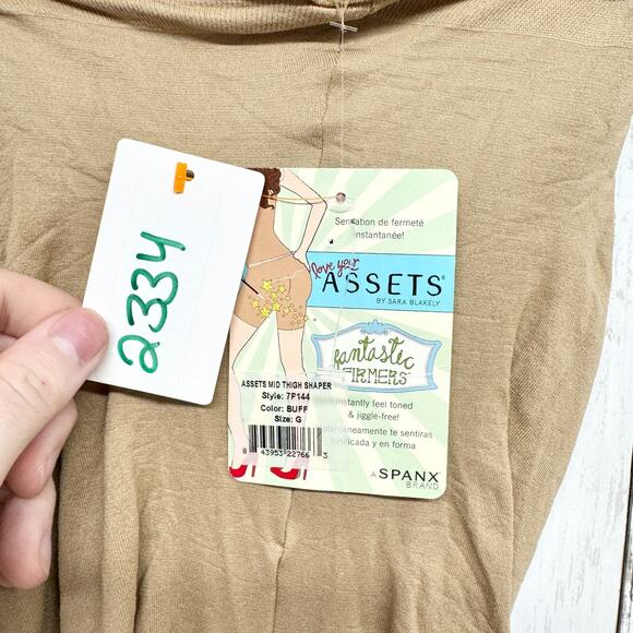 New Love Your Assets Shapewear Women Size 3 Buff Tan Mid Thigh Shaper Shorts - Picture 3 of 3